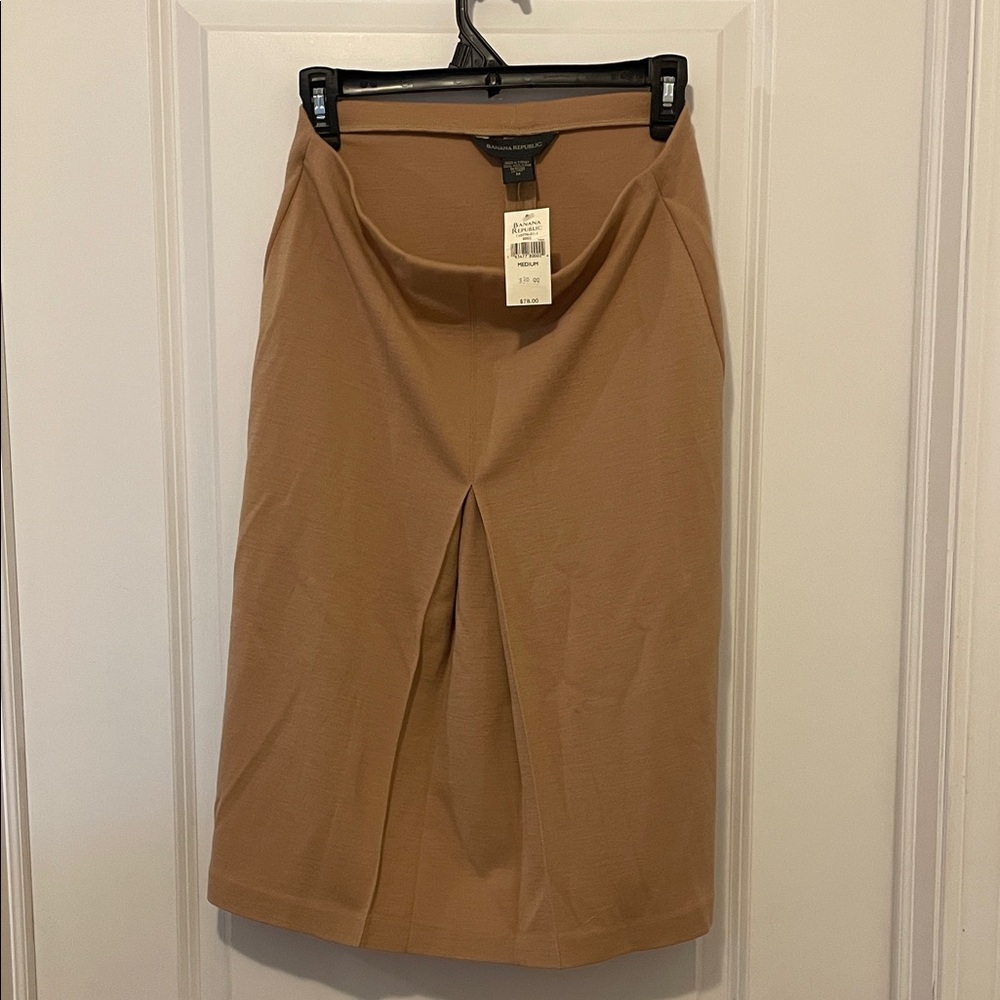 Elegant Tan Skirt